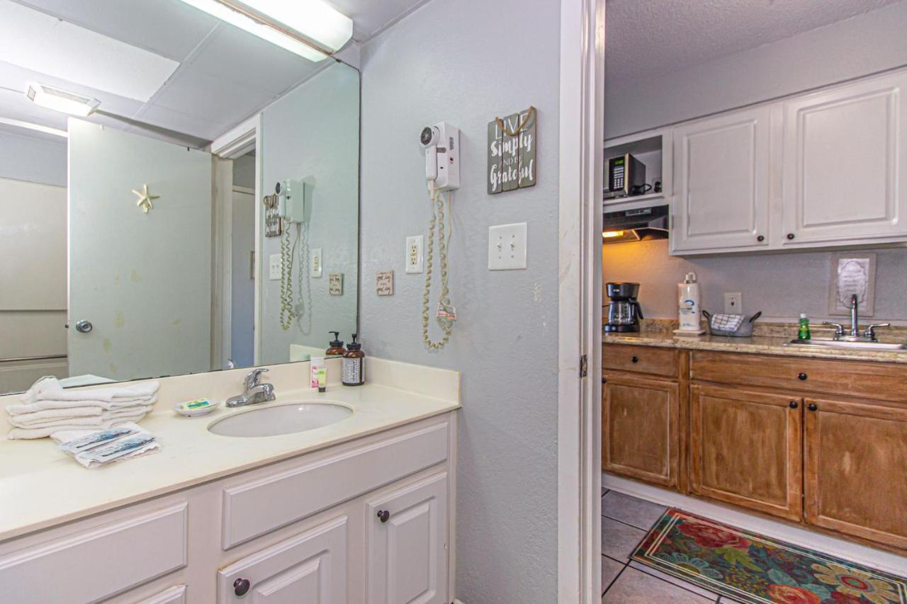 Apartment Top Floor With Incredible Views! Sea Mist 51604 - 2 Queen Beds And Kitchenette!