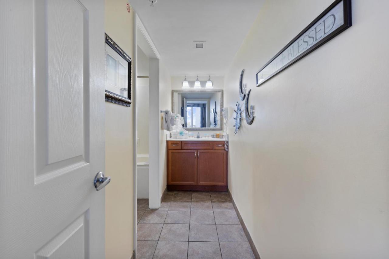 Ocean View Bahama Sands Stunning Apartment