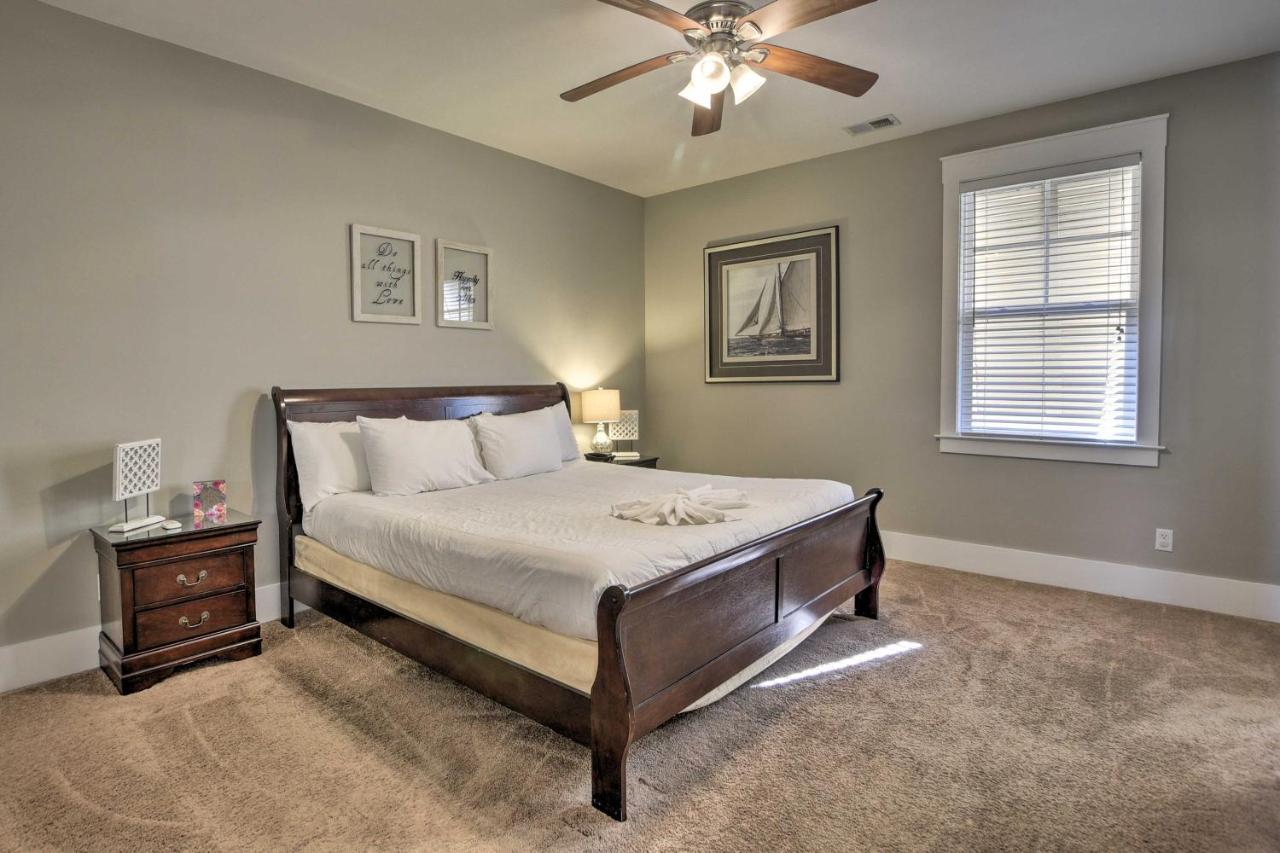 Holiday home N Myrtle Townhome With Upscale Amenities *