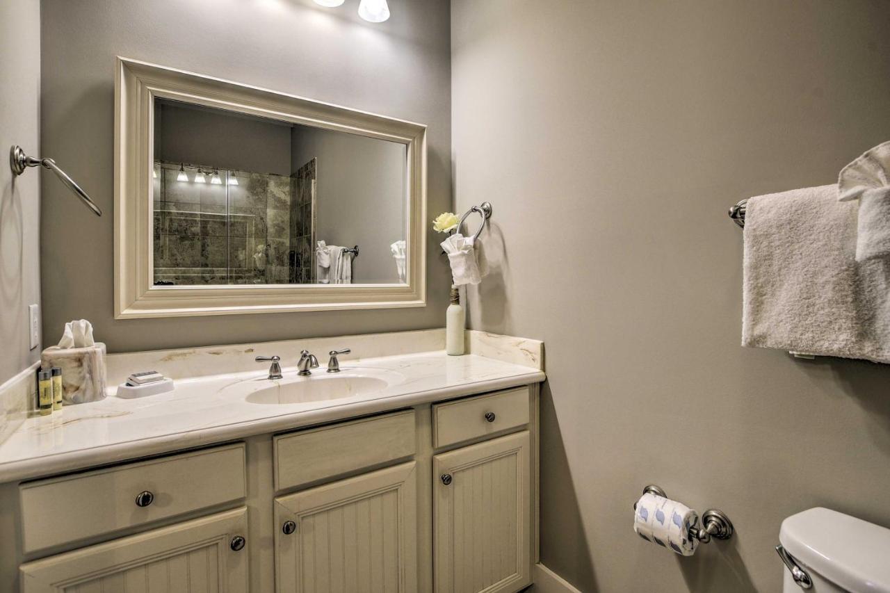 Holiday home N Myrtle Townhome With Upscale Amenities *