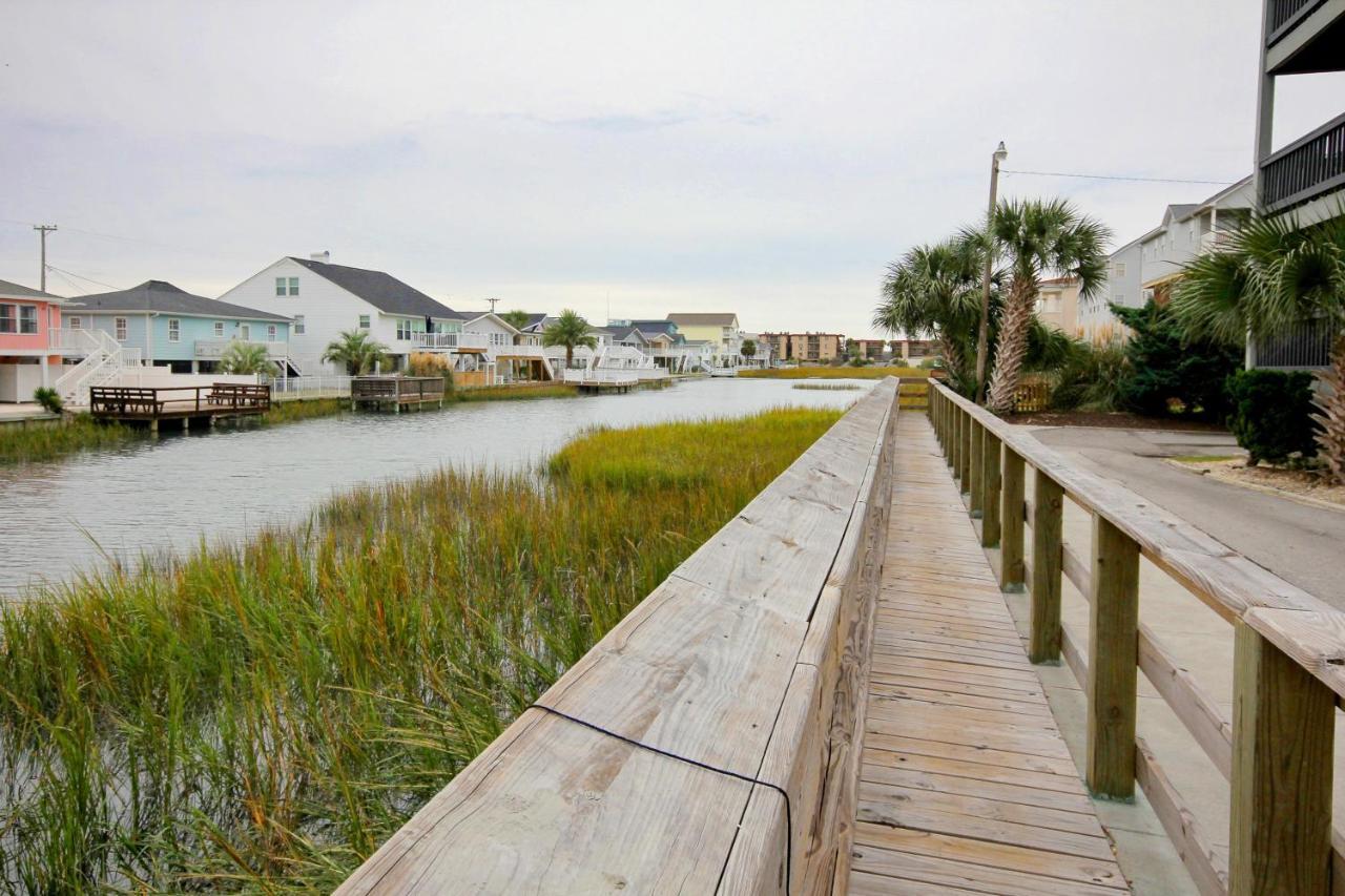 Cherry Grove Retreat & Sea *