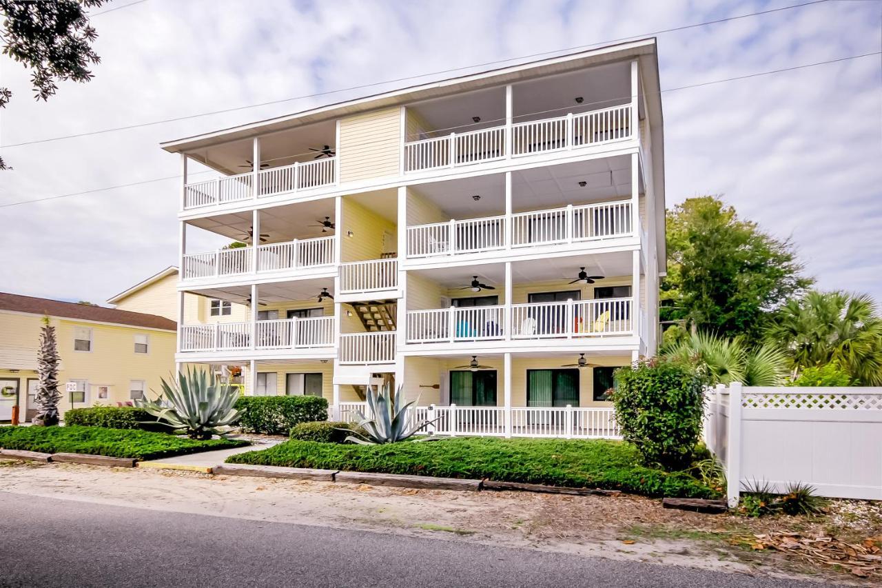 Apartment Dogwood 201 *