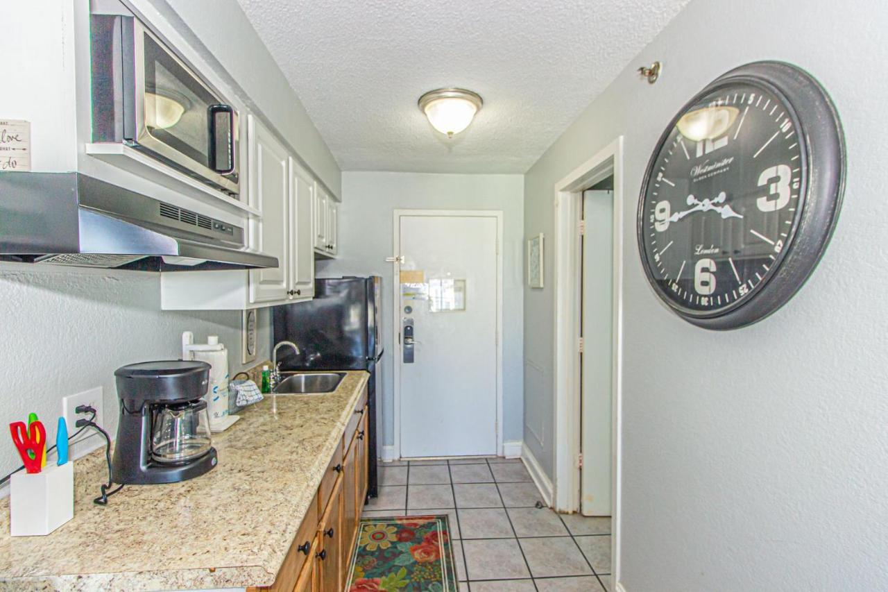 Top Floor With Incredible Views! Sea Mist 51604 - 2 Queen Beds And Kitchenette! Myrtle Beach
