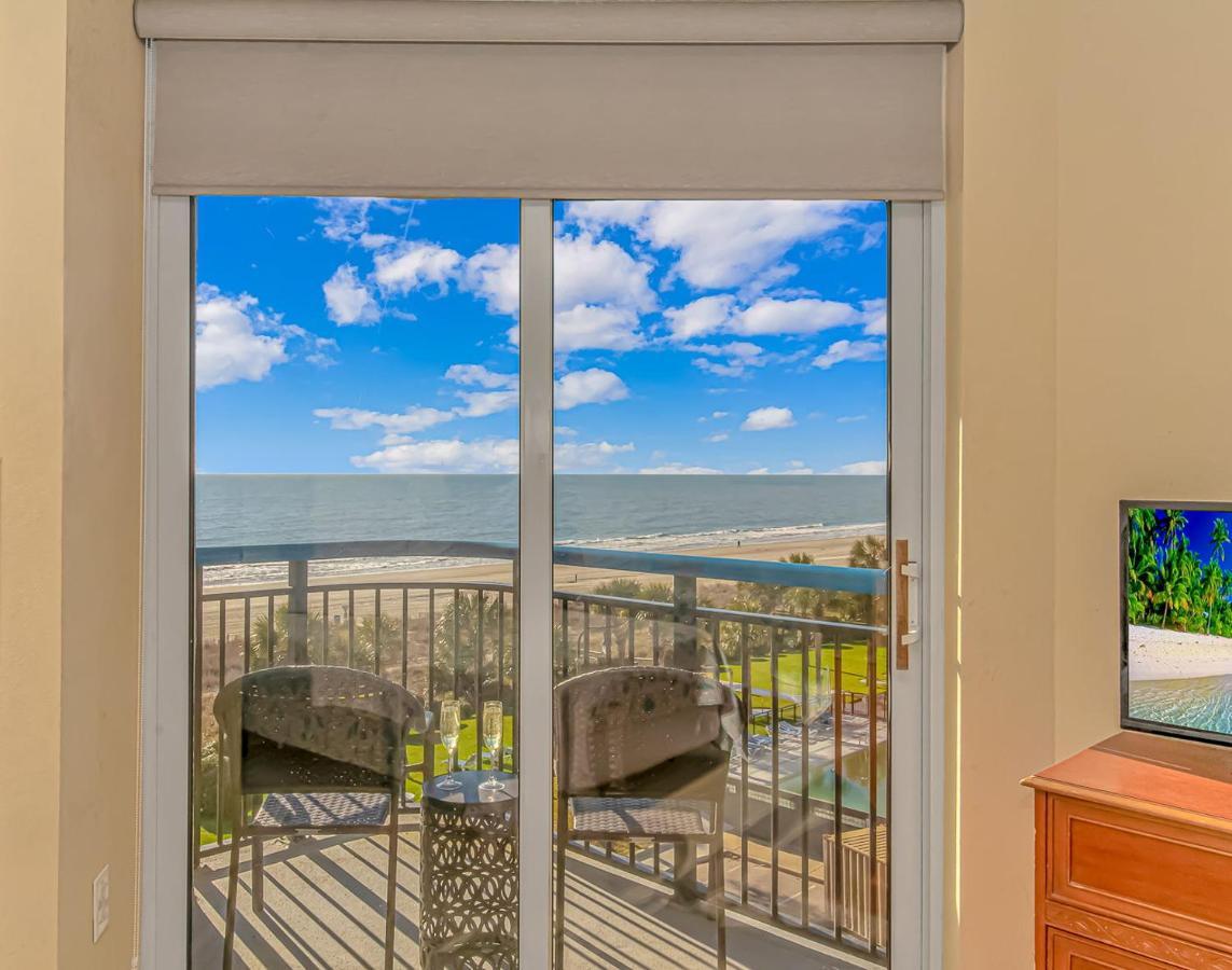 Oceanfront 1 Bedroom 2 Bath Boardwalk 439 *