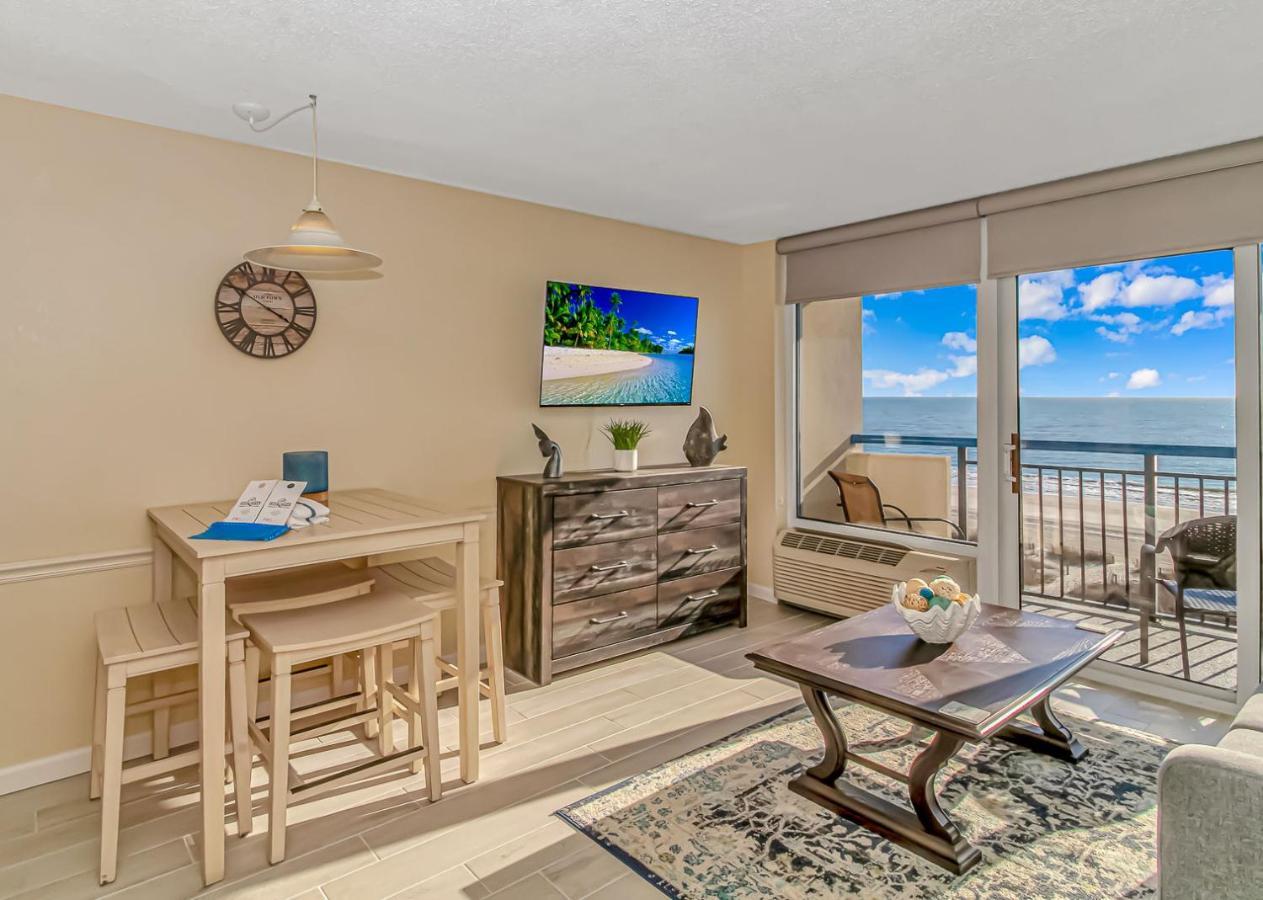 Oceanfront 1 Bedroom 2 Bath Boardwalk 439 Holiday home