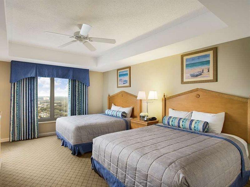 Royale Palms Resort