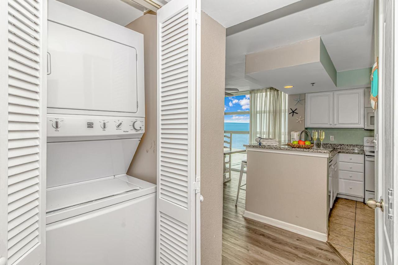 Stunning Oceanfront 2 Bedroom, 2 Bath - Carolinian 1633 *