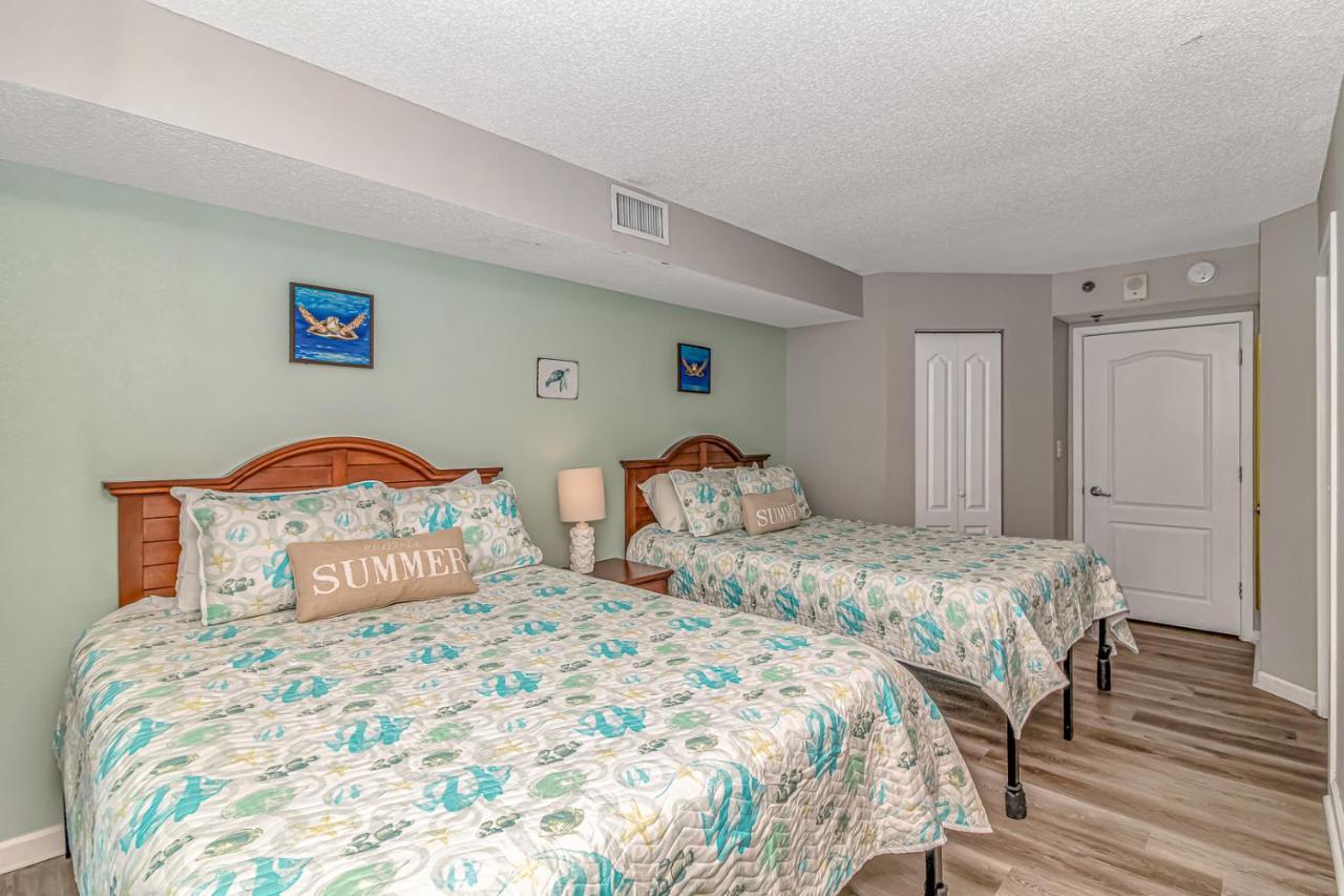 Stunning Oceanfront 2 Bedroom, 2 Bath - Carolinian 1633 Holiday home