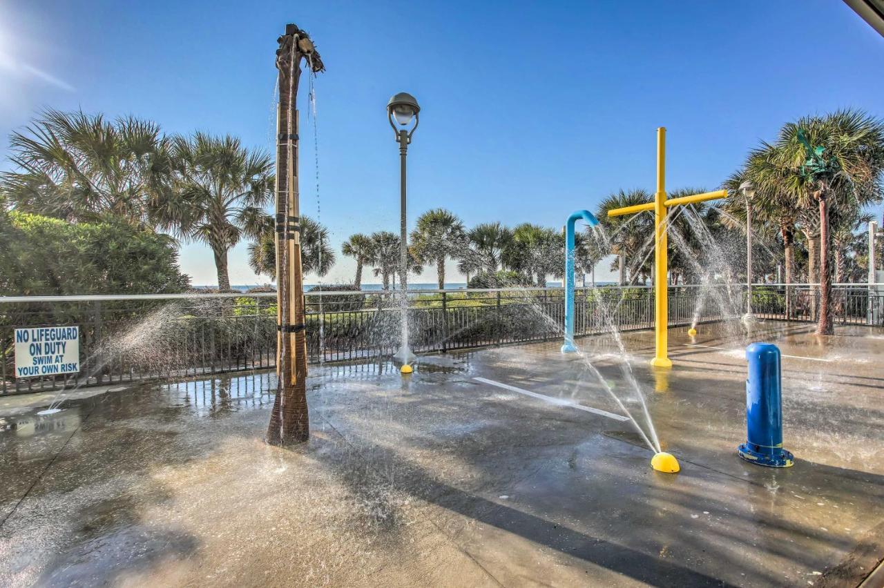 Apartment Beachfront Family With View And Pool Access *