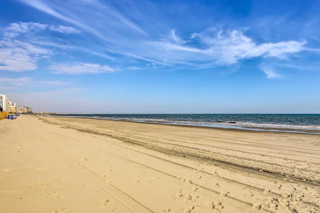Apartment Beachfront Family With View And Pool Access *