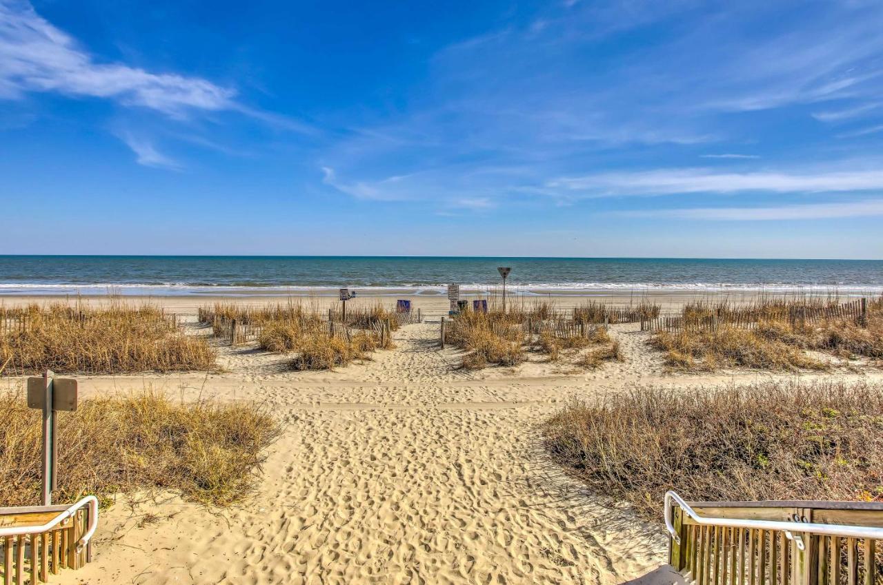 Apartment Beachfront Family With View And Pool Access *