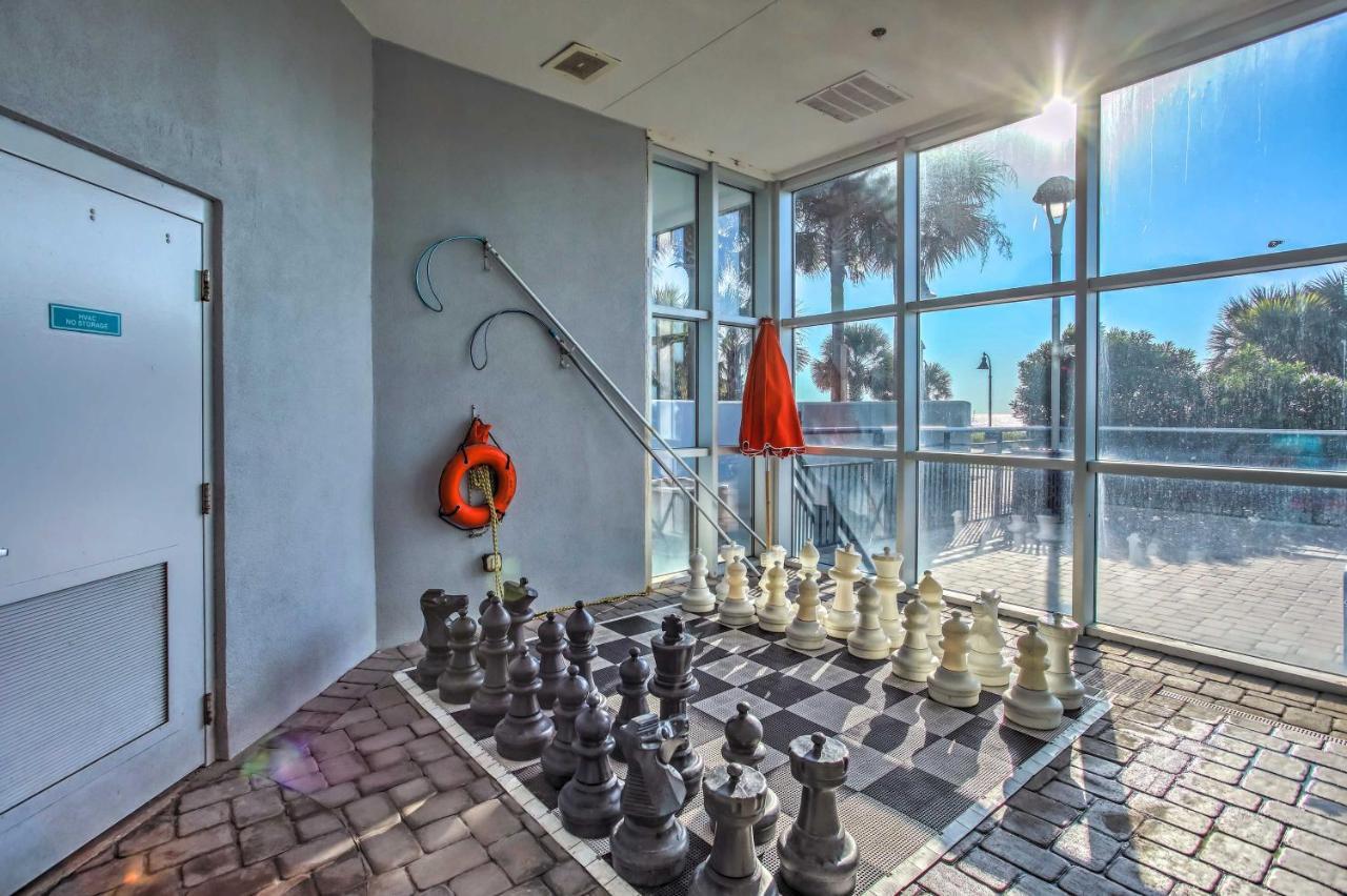 Apartment Beachfront Family With View And Pool Access *