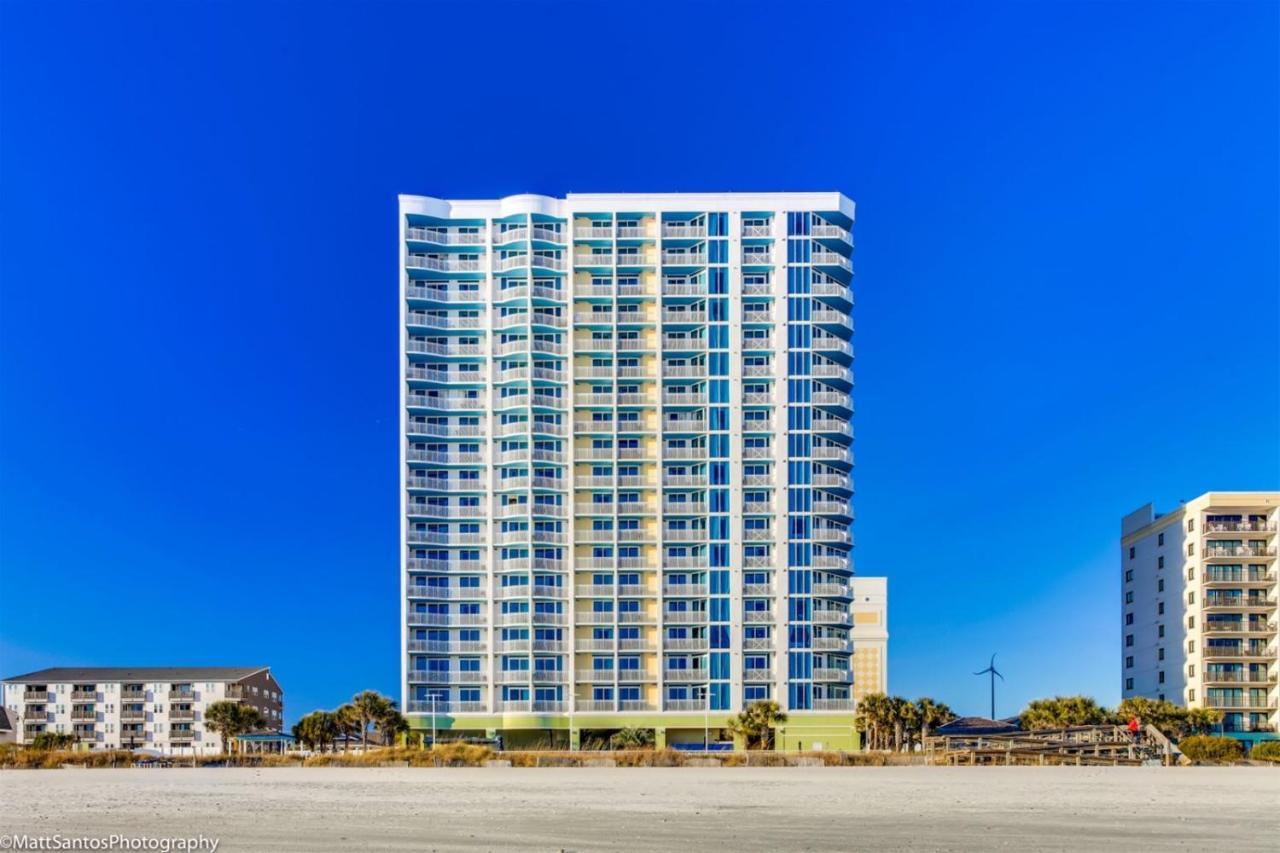 Towers On The Grove Apartment