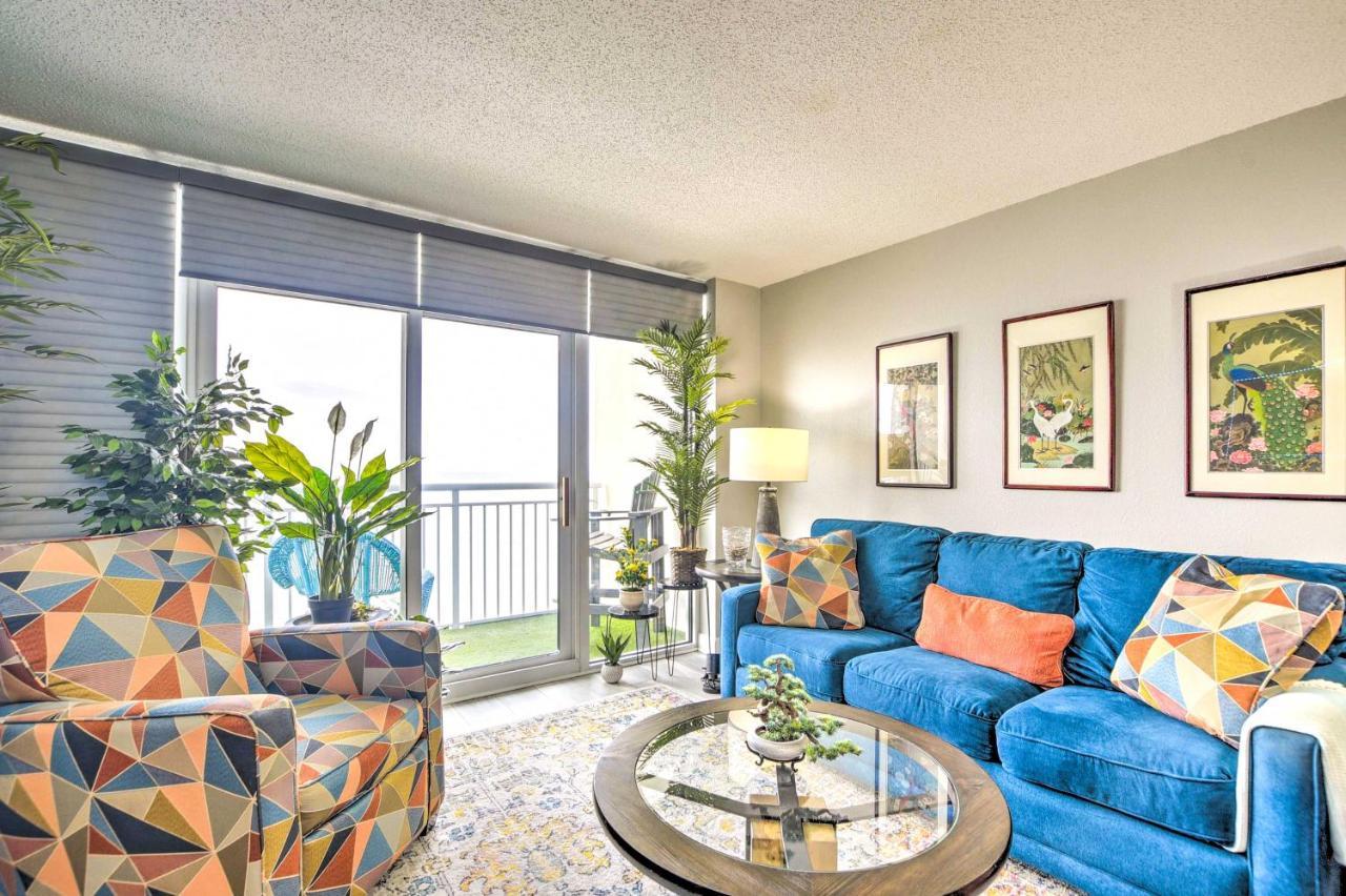 With 2 Pools And Hot Tub In North Myrtle Beach!