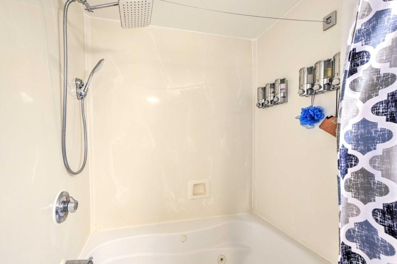 Apartment With 2 Pools And Hot Tub In North Myrtle Beach! *