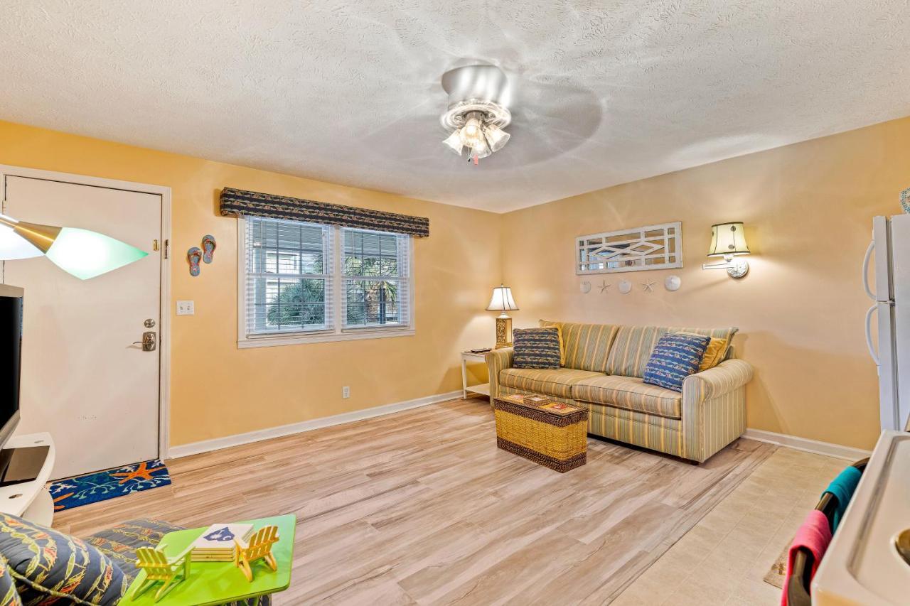 Apartment Cherry Grove 26 *