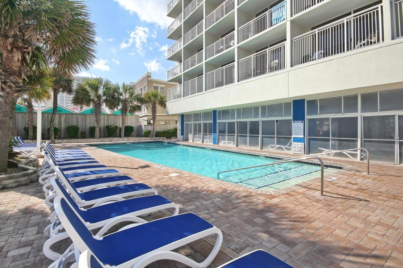 Sandy Beach Resort 716 Hotel