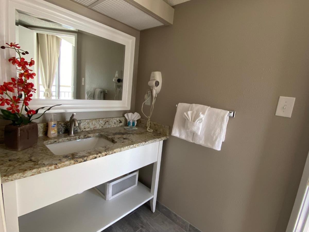 Apartment 1726 Ocean View Galore Pet Friendly Myrtle Beach