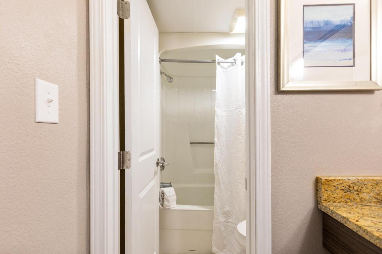 Caravelle Apartment *