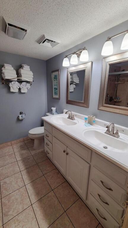 Colony Oceanfront 1bed/1ba Free Wifi & Parking Apartment *