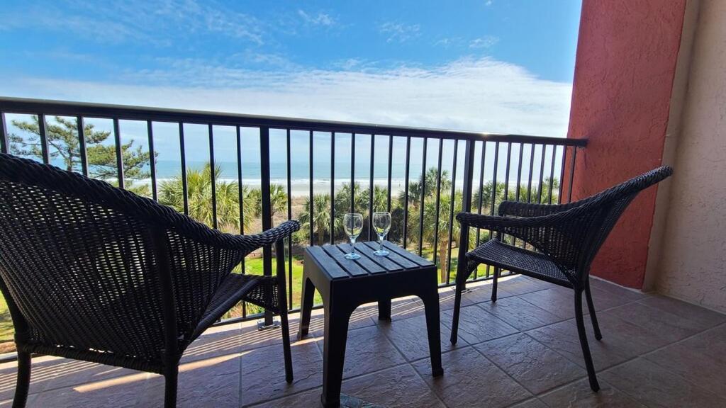 Colony Oceanfront 1bed/1ba Free Wifi & Parking * Myrtle Beach