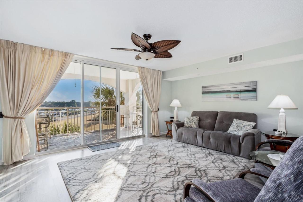 Apartment Yacht Club Villas 1302