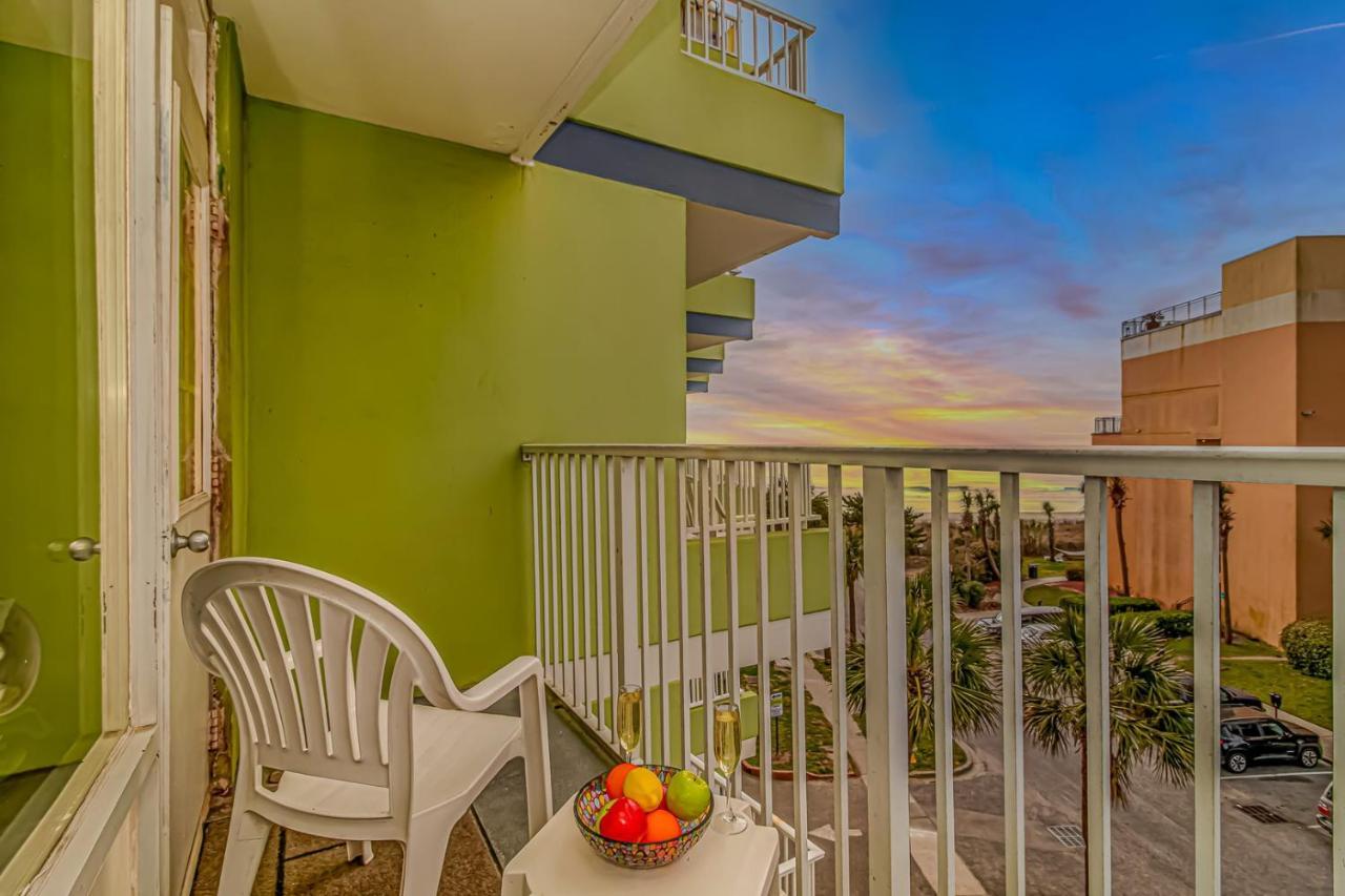 Angled Oceanview - Caravelle Tower 329 - Sleeps 5 Guests