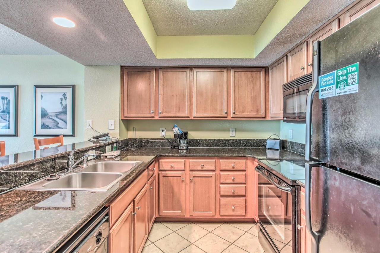 Beachfront Family With View And Pool Access