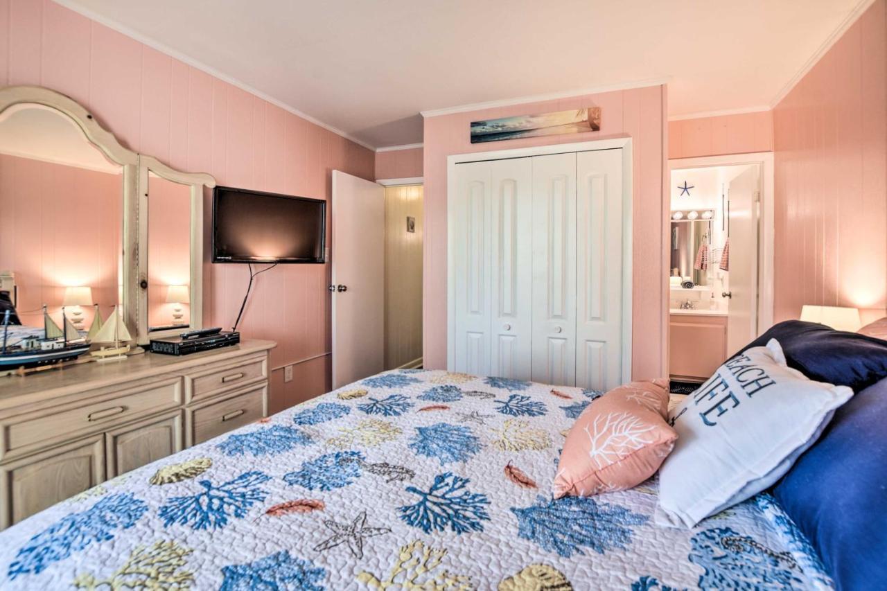With 2 Balconies - Across From Myrtle Beach! Apartment Myrtle Beach