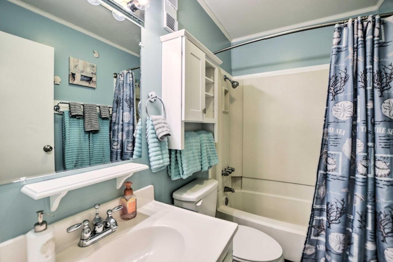 Apartment With 2 Balconies - Across From Myrtle Beach!
