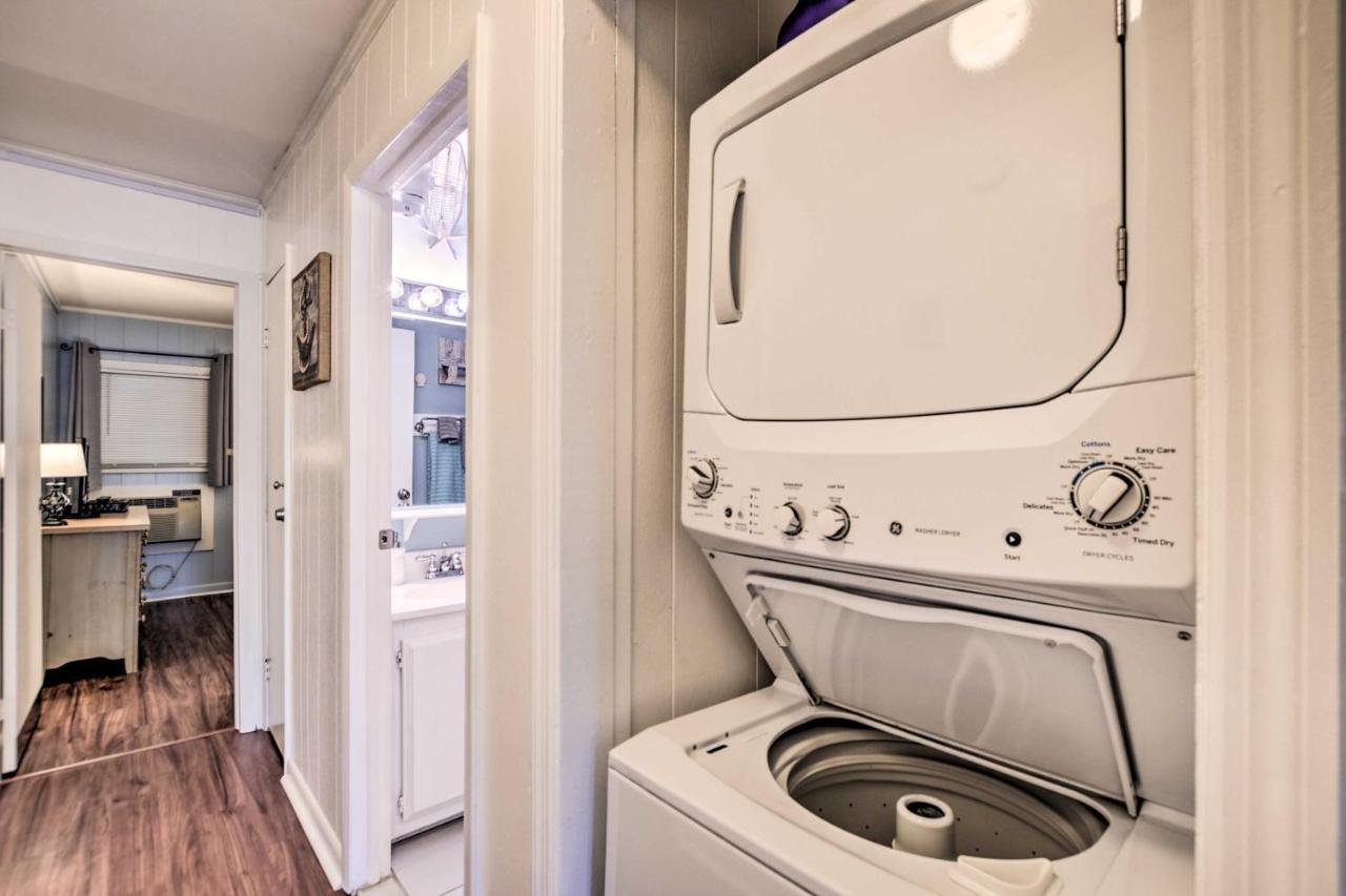 Apartment With 2 Balconies - Across From Myrtle Beach! Myrtle Beach