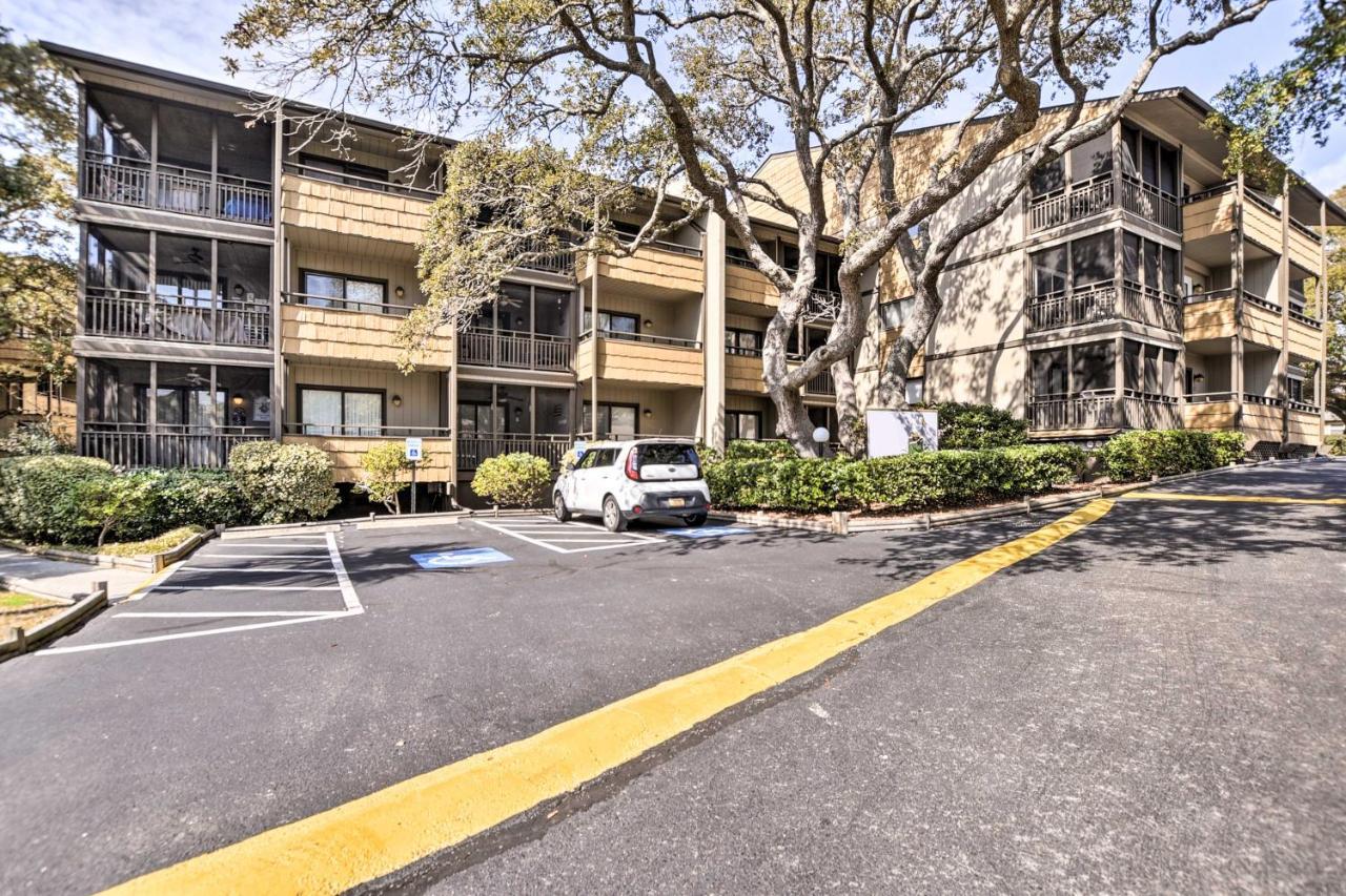 Apartment With 2 Balconies - Across From Myrtle Beach!