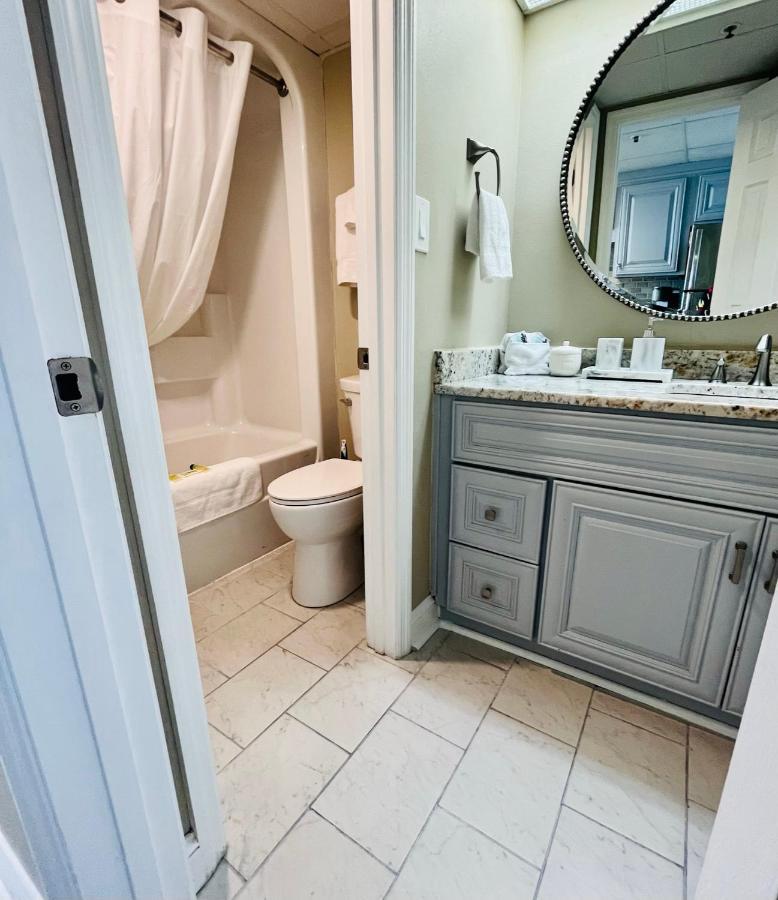 Apartment Shore Fun Oceanfront 1 Bedroom *