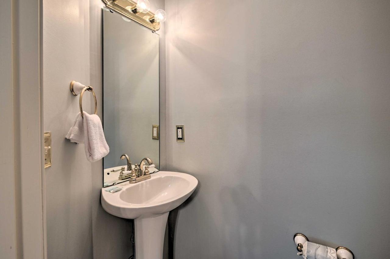 Myrtle With Outdoor Shower And Yard Holiday home *
