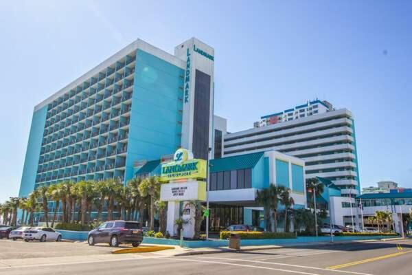 Landmark King Unit 716 Beautifully Renovated Sleeps 4 Myrtle Beach