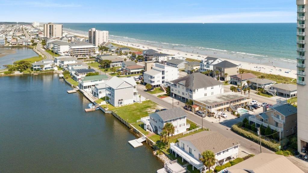Comfy 1Br By The Beach With Pool & Parking *