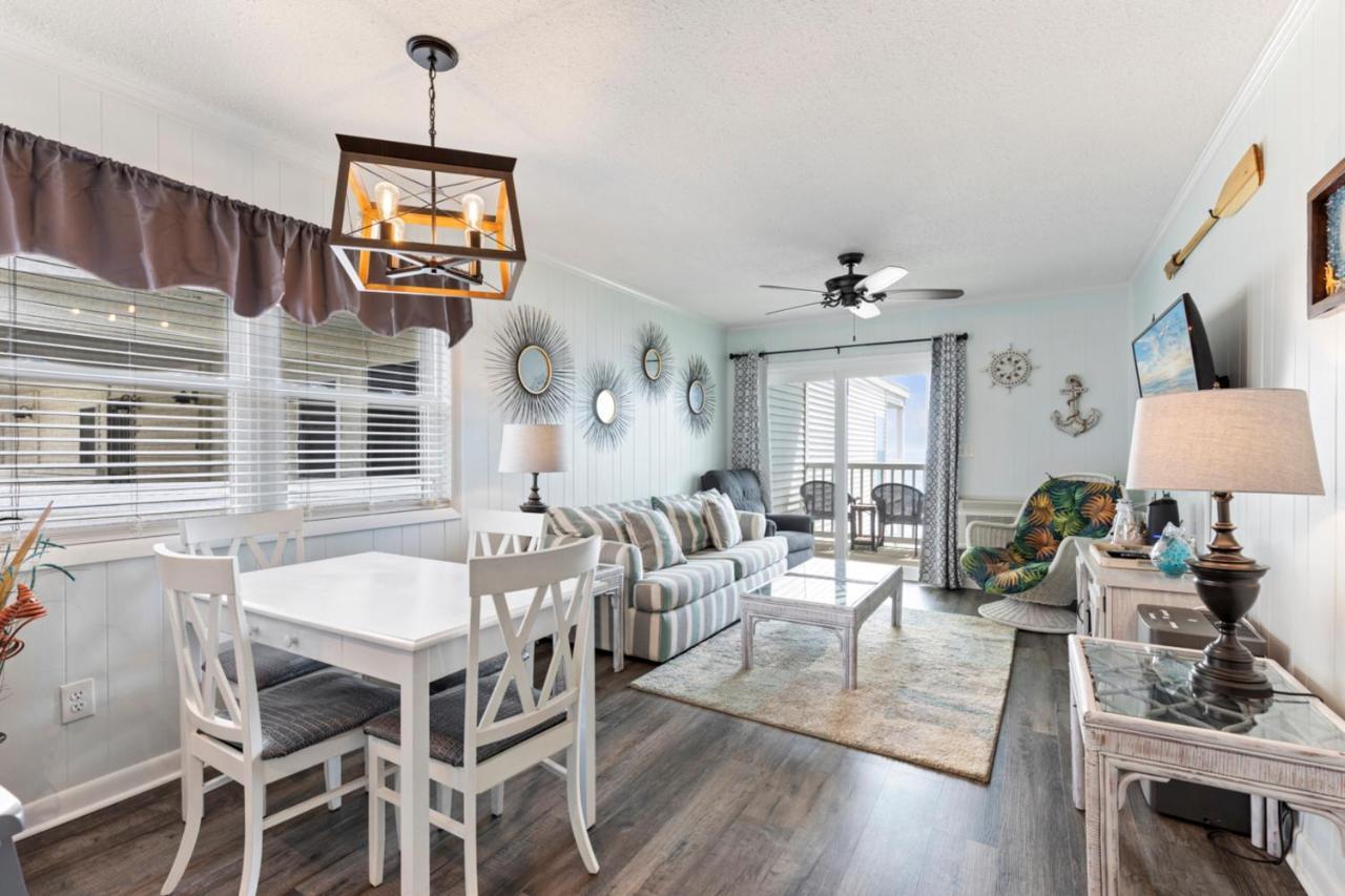 Bright And Sunny With Stunning Oceanfront Apartment Myrtle Beach