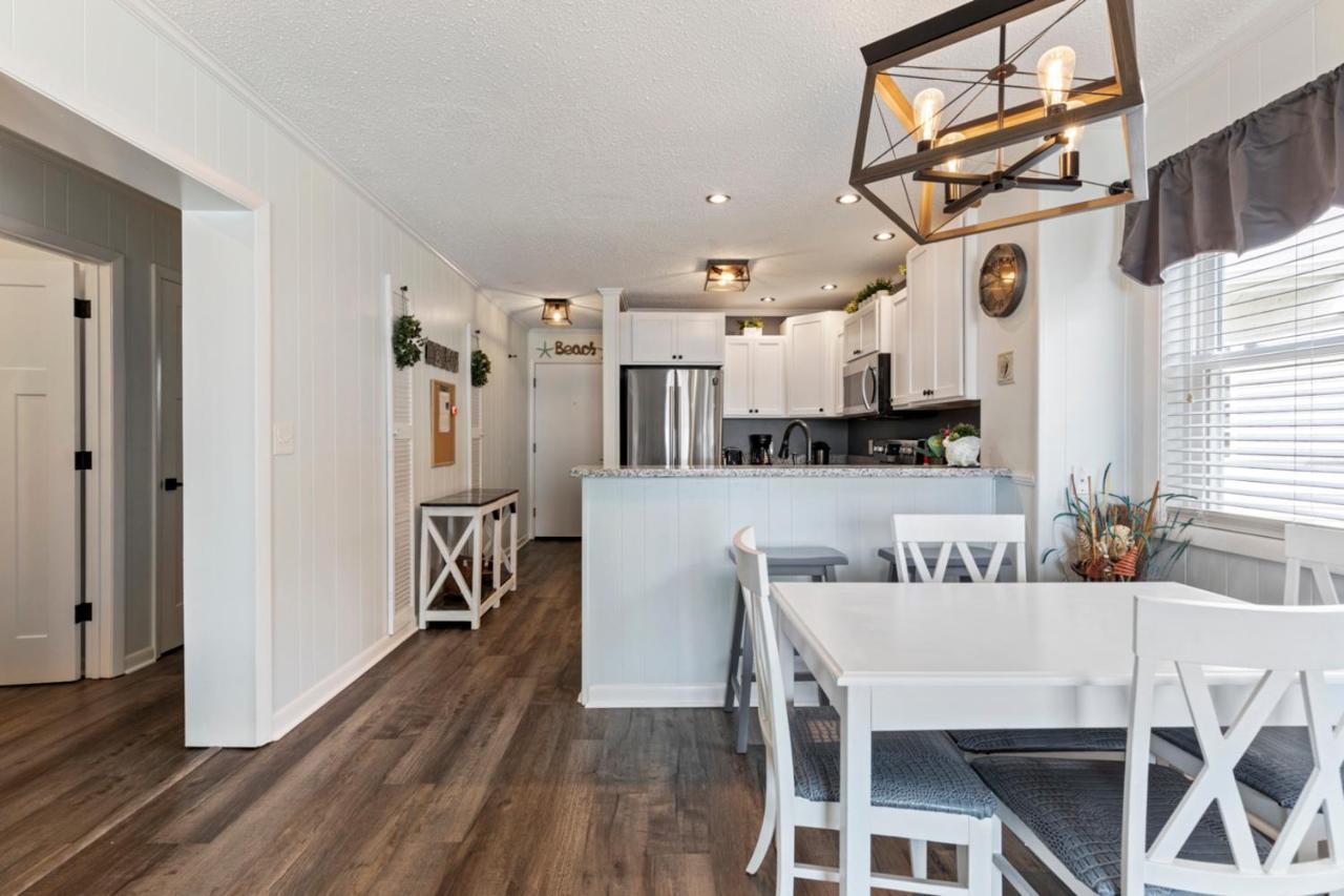 Bright And Sunny With Stunning Oceanfront