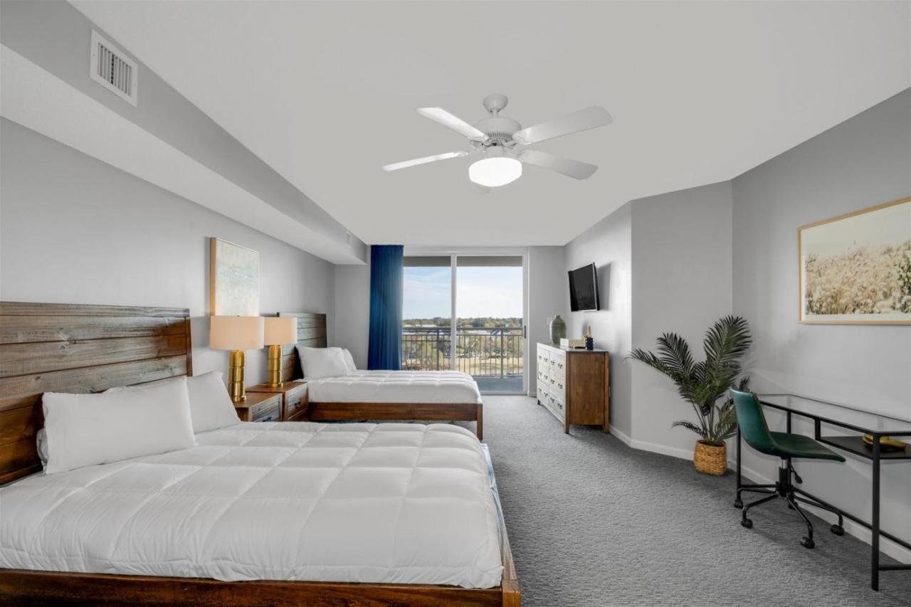 Yacht Club Villas 2-902 Apartment