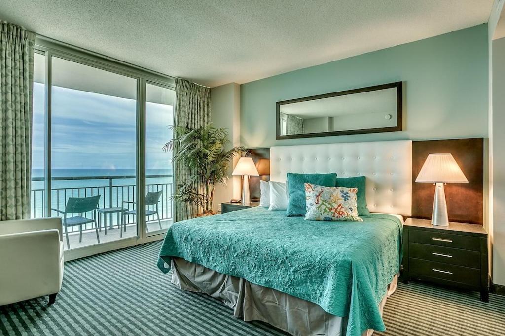Fabulous Ocean Front Penthouse * Myrtle Beach
