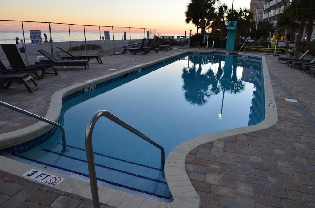 Apartment Fabulous Ocean Front Penthouse *