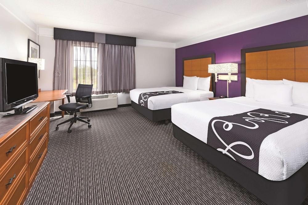 La Quinta By Wyndham Myrtle Broadway Area Hotel
