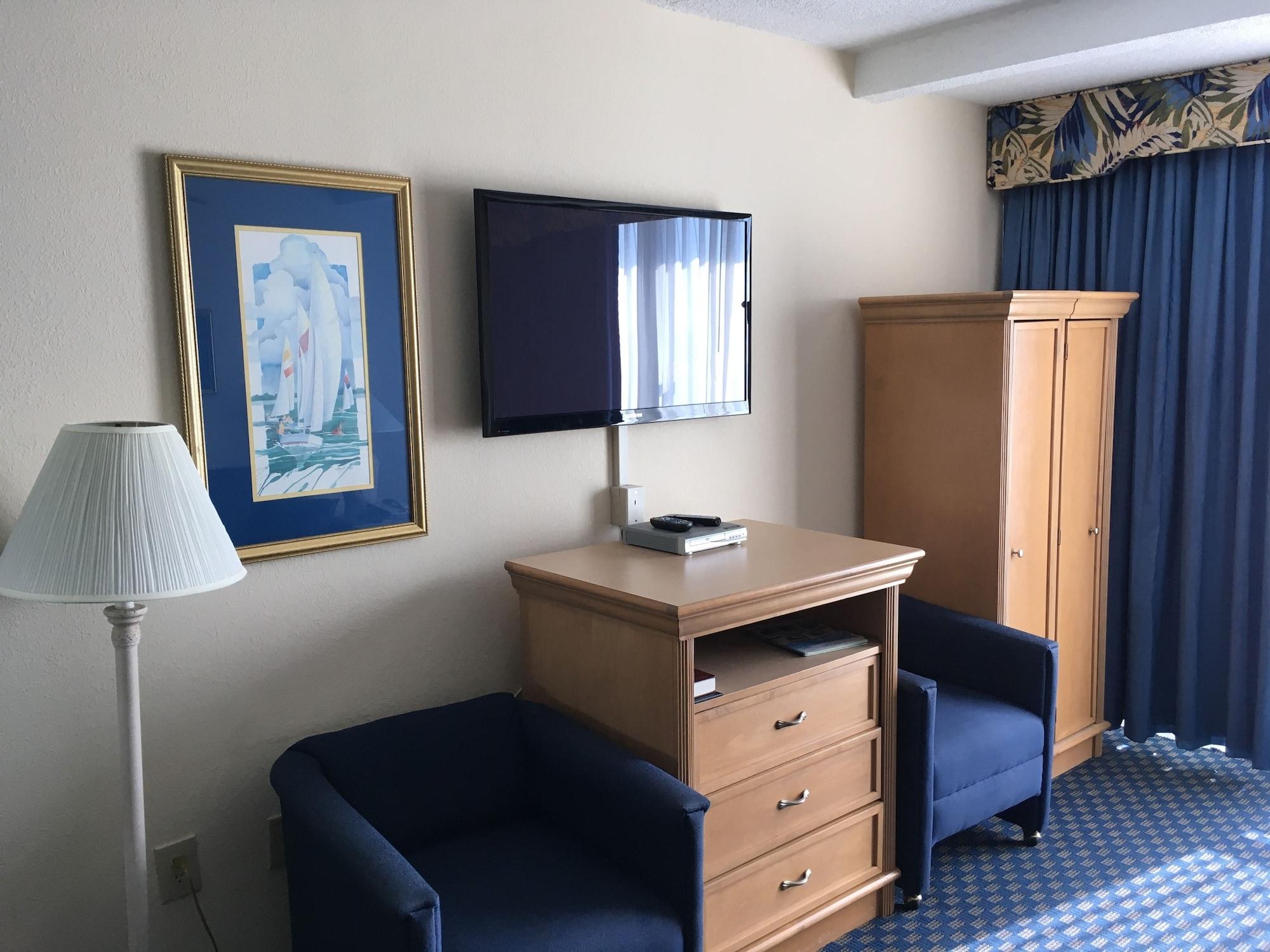 Yachtsman Oceanfront Resort 3*