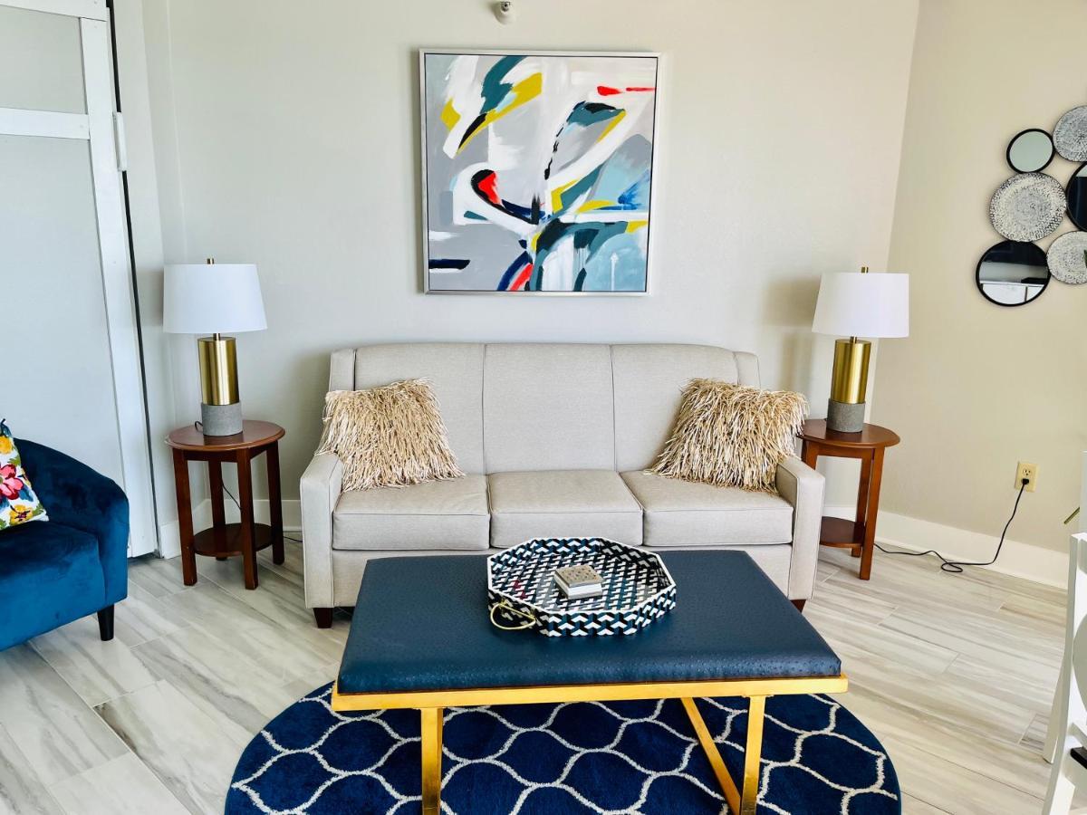 1510 Pearl On The Pet Friendly Apartment *
