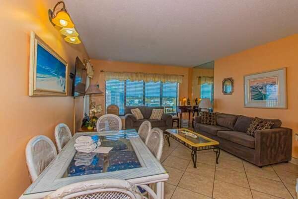 Oceanview 1 Bedroom - Spacious With Awesome Views! Palace 1009 - Sleeps 4 Guests *