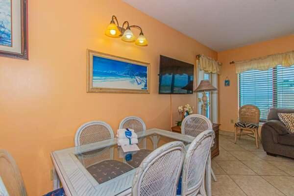 Oceanview 1 Bedroom - Spacious With Awesome Views! Palace 1009 - Sleeps 4 Guests Holiday home *