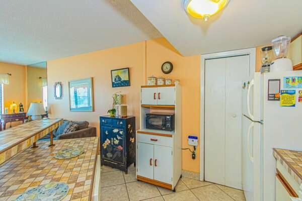 Oceanview 1 Bedroom - Spacious With Awesome Views! Palace 1009 - Sleeps 4 Guests