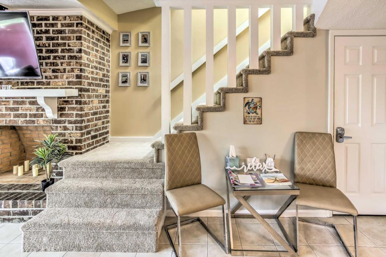 Charming Myrtle Townhome Walk To Holiday home *