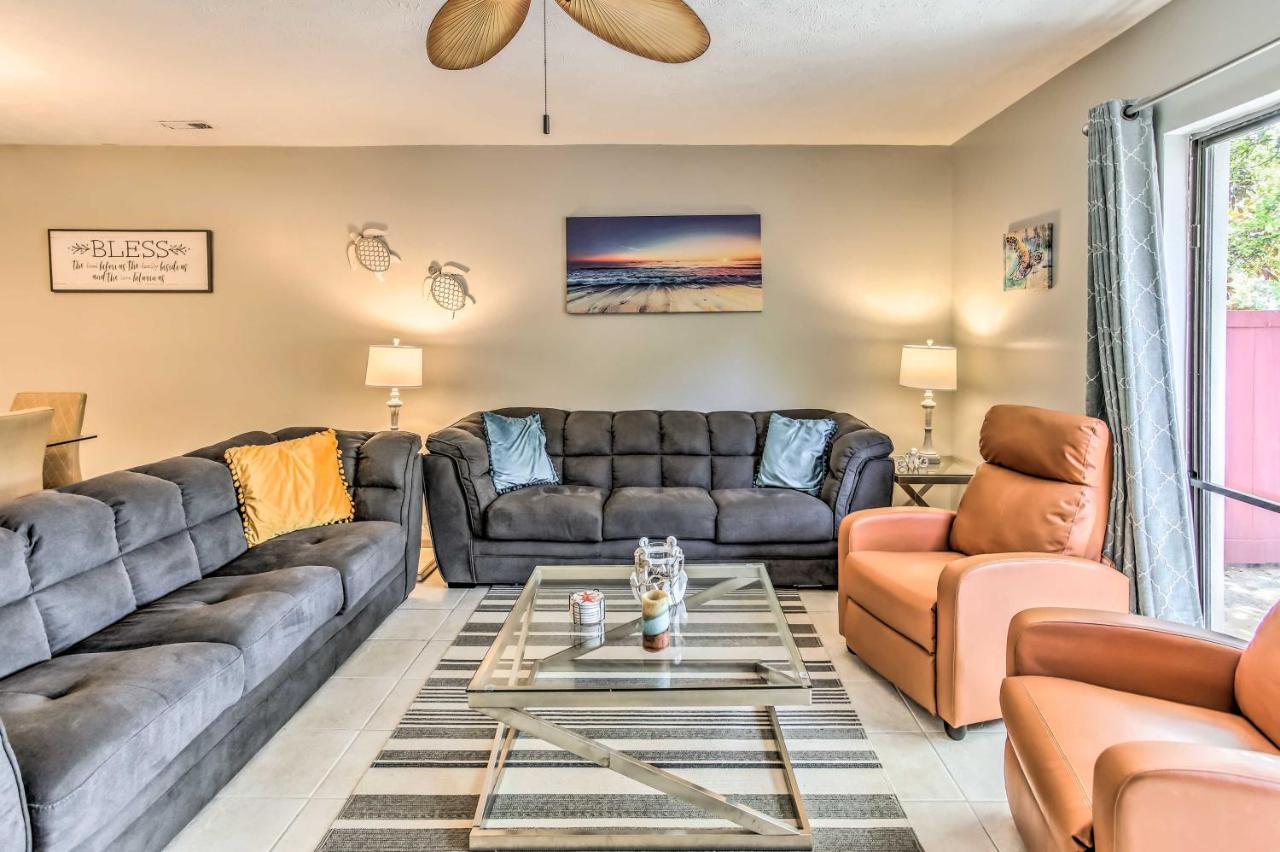 Charming Myrtle Townhome Walk To * Myrtle Beach