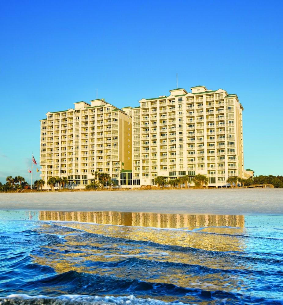Hampton & Oceanfront 3*